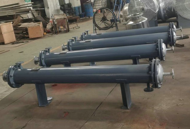 列(liè)管式換(huàn)熱器氮(dàn)氣試(shì)漏的安(ān)全(quán)注意事項 列管式換熱器氮氣試(shì)漏的安全注意事項(xiàng)