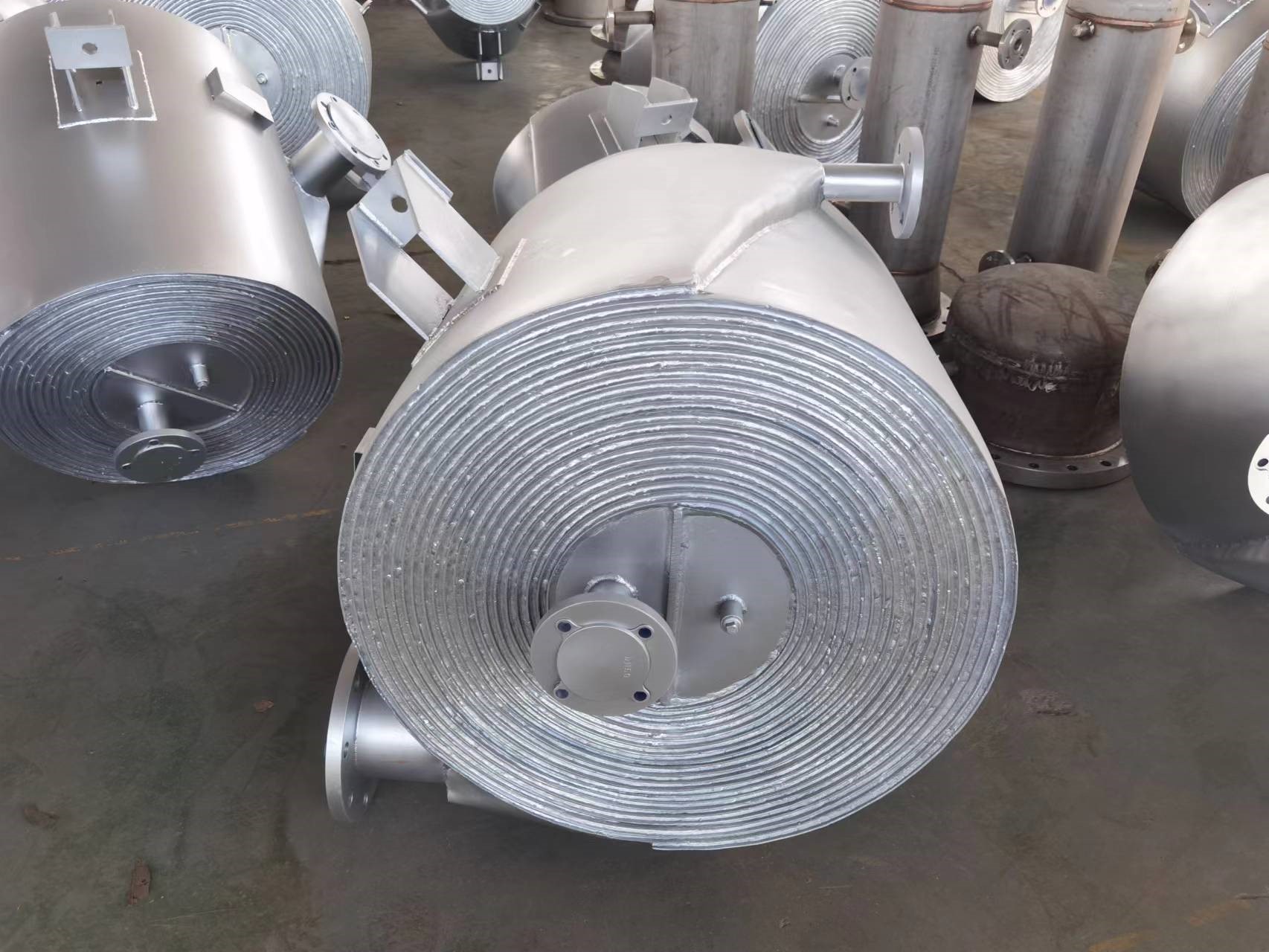 螺（luó）旋板冷凝器與傳（chuán）統冷凝器的區別